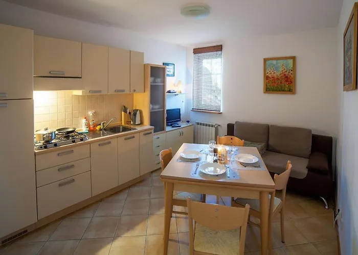 Апартаменты Gemuetliche Im Gruenen Am By Interhome Dadaj